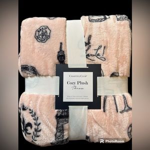 Charter Club Blanket. PARIS themed. Pink. *NEW*